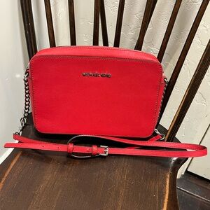 Michael Kors -Beautiful Red Jet Set Crossbody Shoulder Bag- EUC